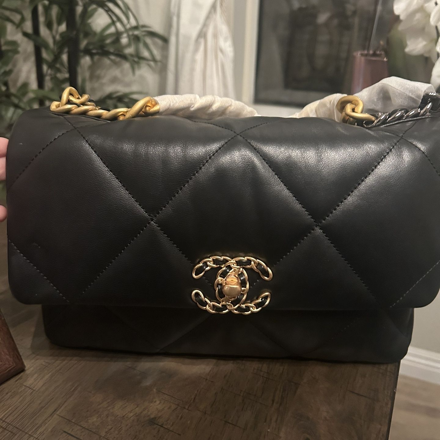  Chanel Handbag