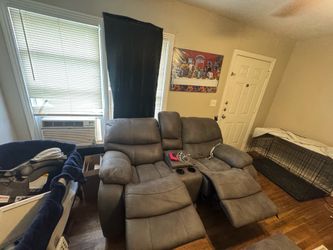 2 piece recliner set 800$