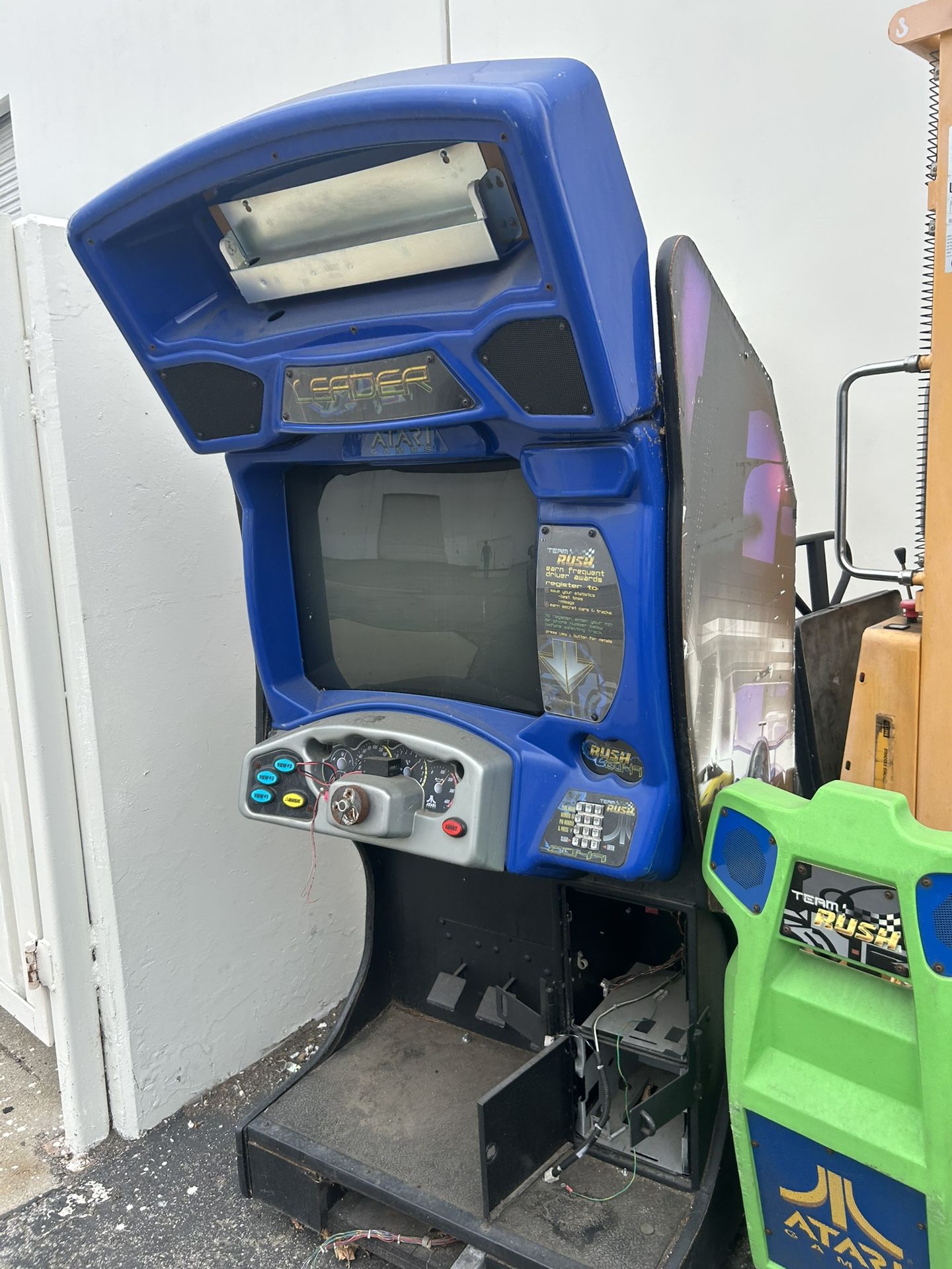 Rush 2049 Driving Arcade Video Game Machine For Parts Or Repair