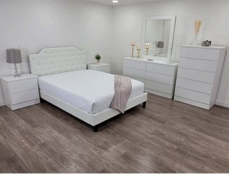 Bedroom Set ( Juego De Cuarto)🌟Sold separately too🌟Fast delivery