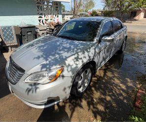 2012 Chrysler 200