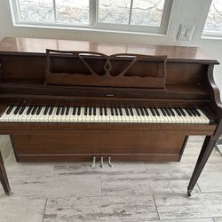 GRAND Piano 