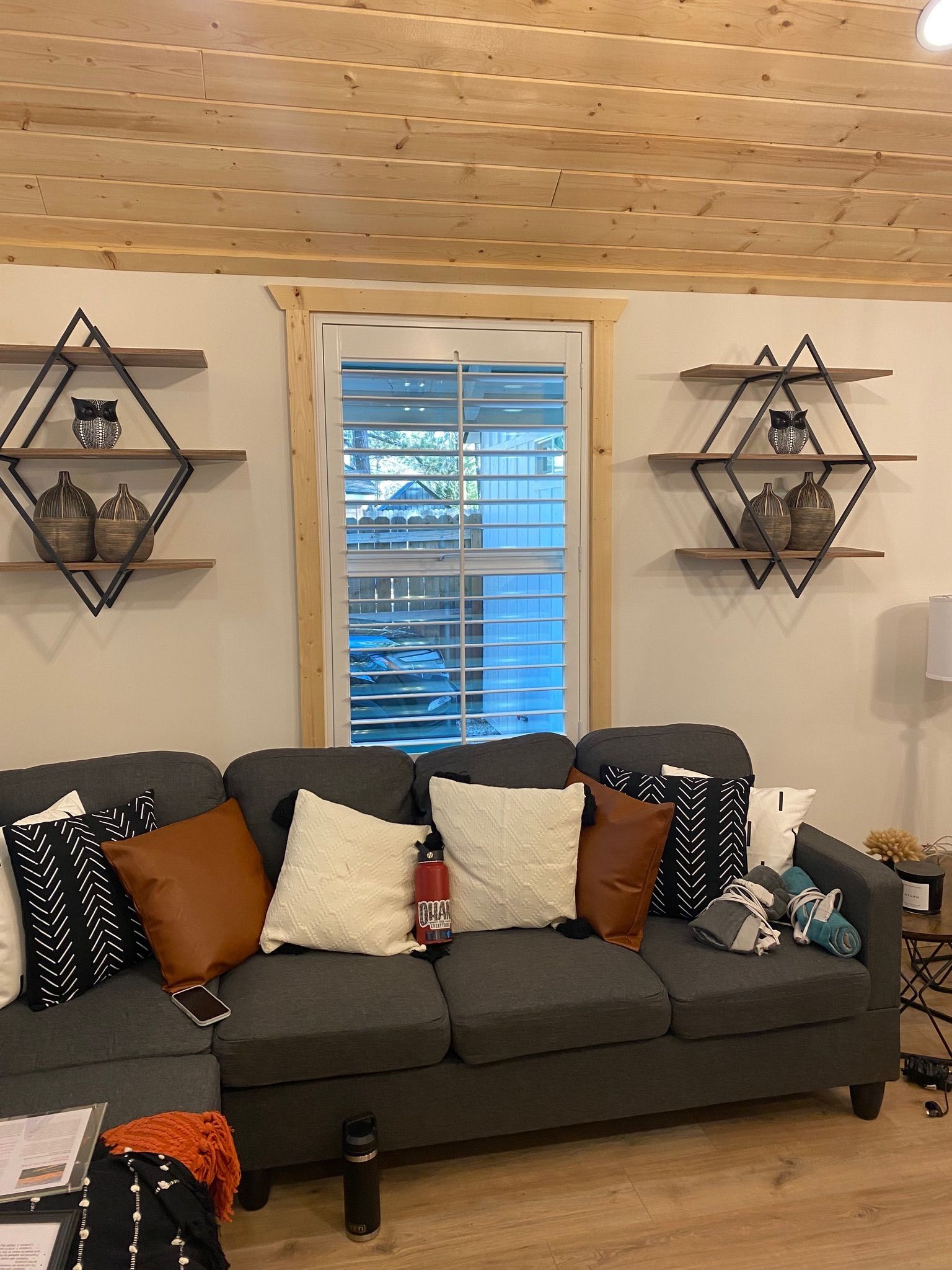 Shutters- Custom, Wood, Window Treatments, Window Coverings, Plantation, Shutter Blinds, Interior, Persianas De Madera, FREE ESTIMATES (PHONE/IN-HOME)
