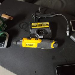 Dewalt Twist Screw Driver Drill