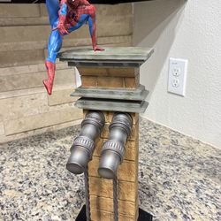 Iron studios spiderman statue