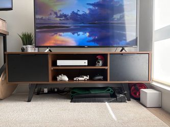 Tv entertainment stand