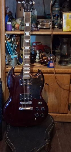 Signature series electric guitar