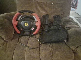 Thrustmaster Ferrari 458 Spider racing wheel