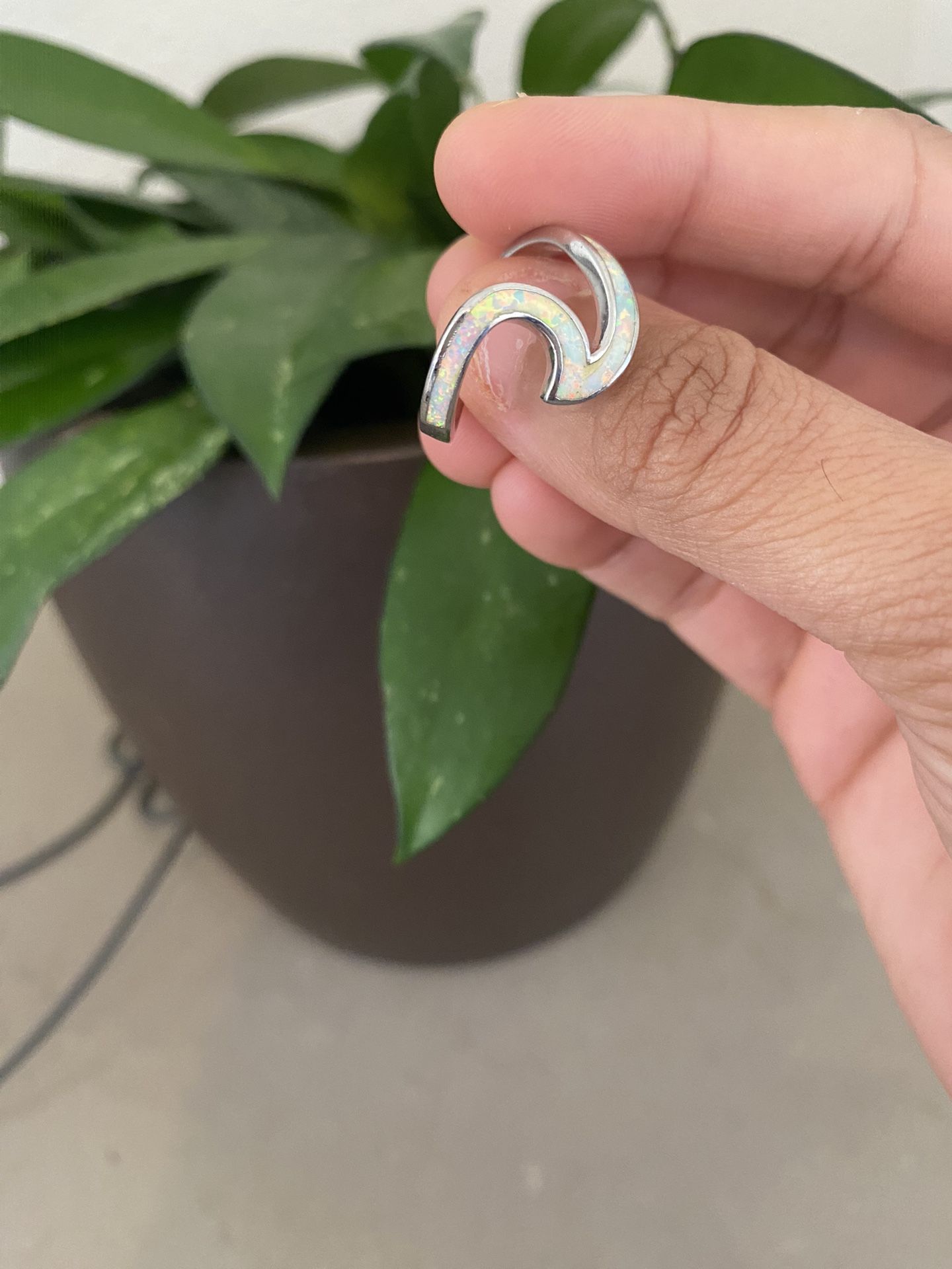 Wave Ring Size 8