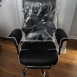 New computer chair
