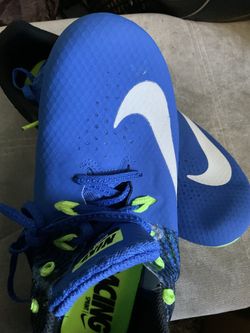 New  Nike 9.5 Men's Shoes Without Box Includes The Bag.