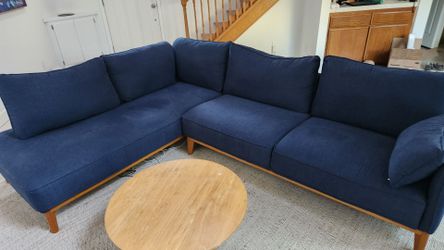 Macy's
Jollene 113" 2-Pc. Fabric Sectional