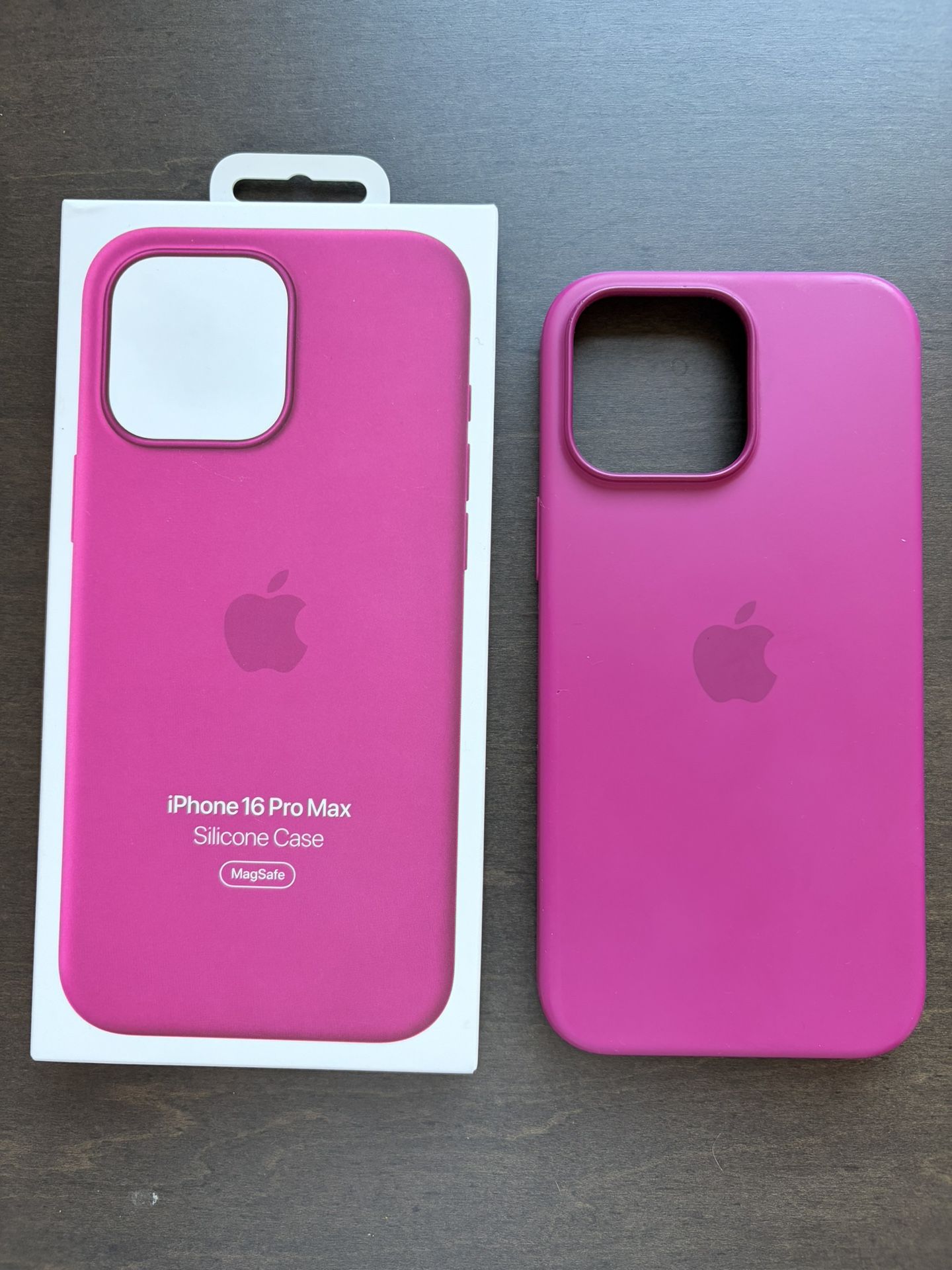 Apple iPhone 16 Pro Max Silicone Case