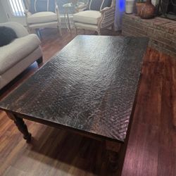 Distressed Solid Wood Coffe Table