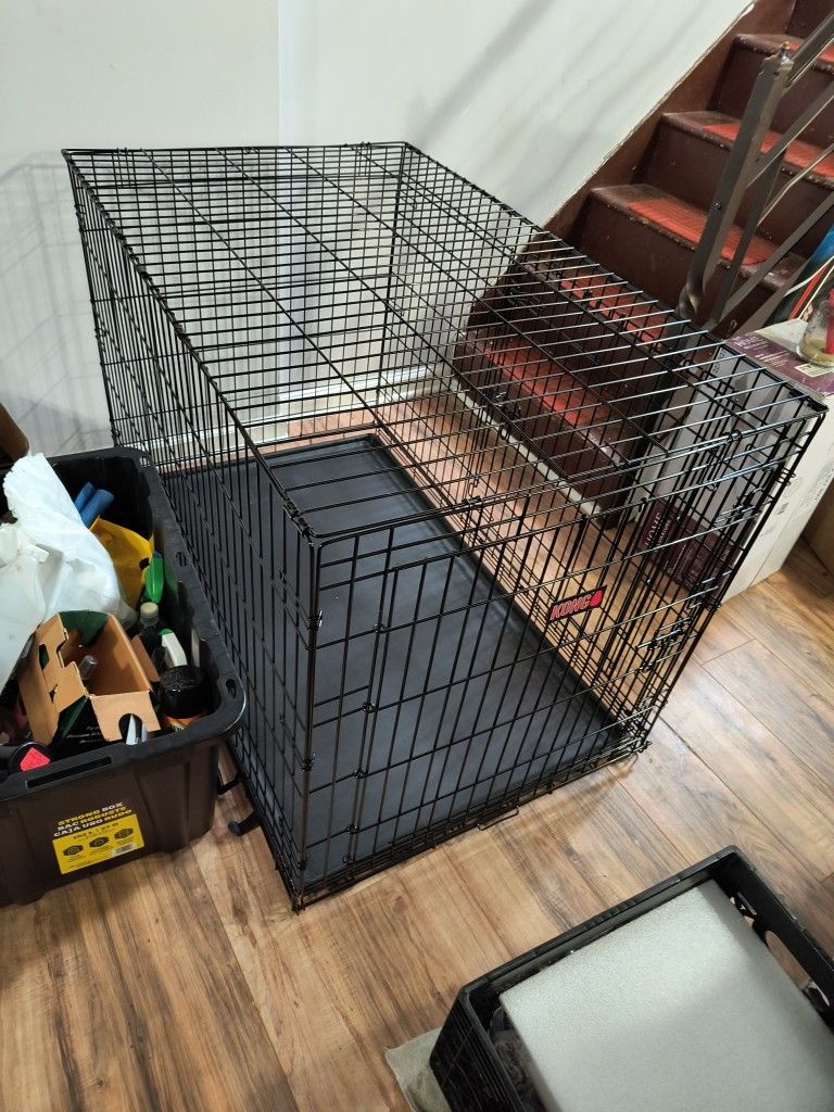 Dog Crate. Prices To Sell,Firm On The Price