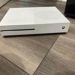 Xbox One S And Two Controllers 