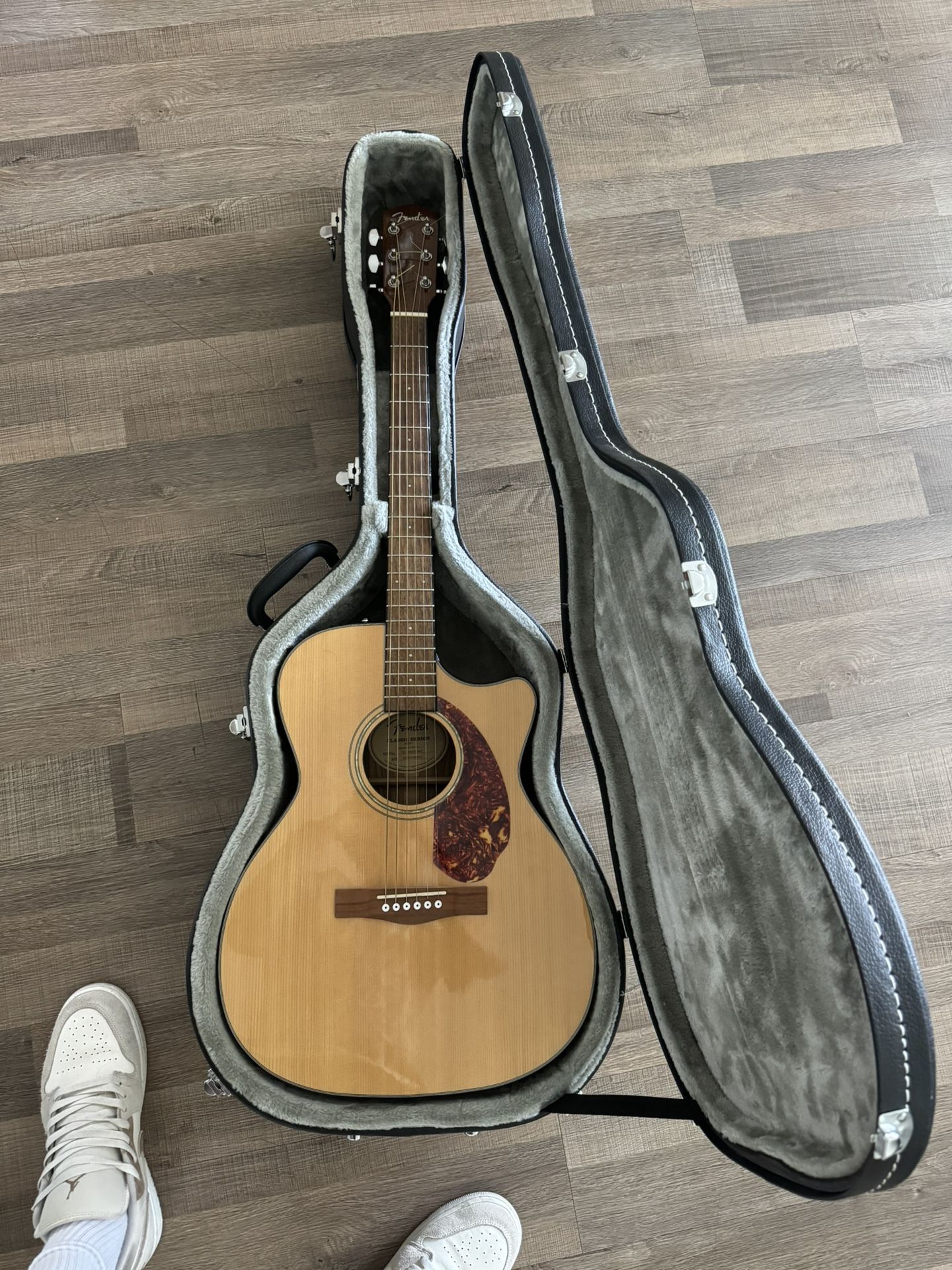 Fender Electric Acoustic Guitar 