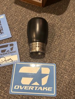 Overtake shift knob