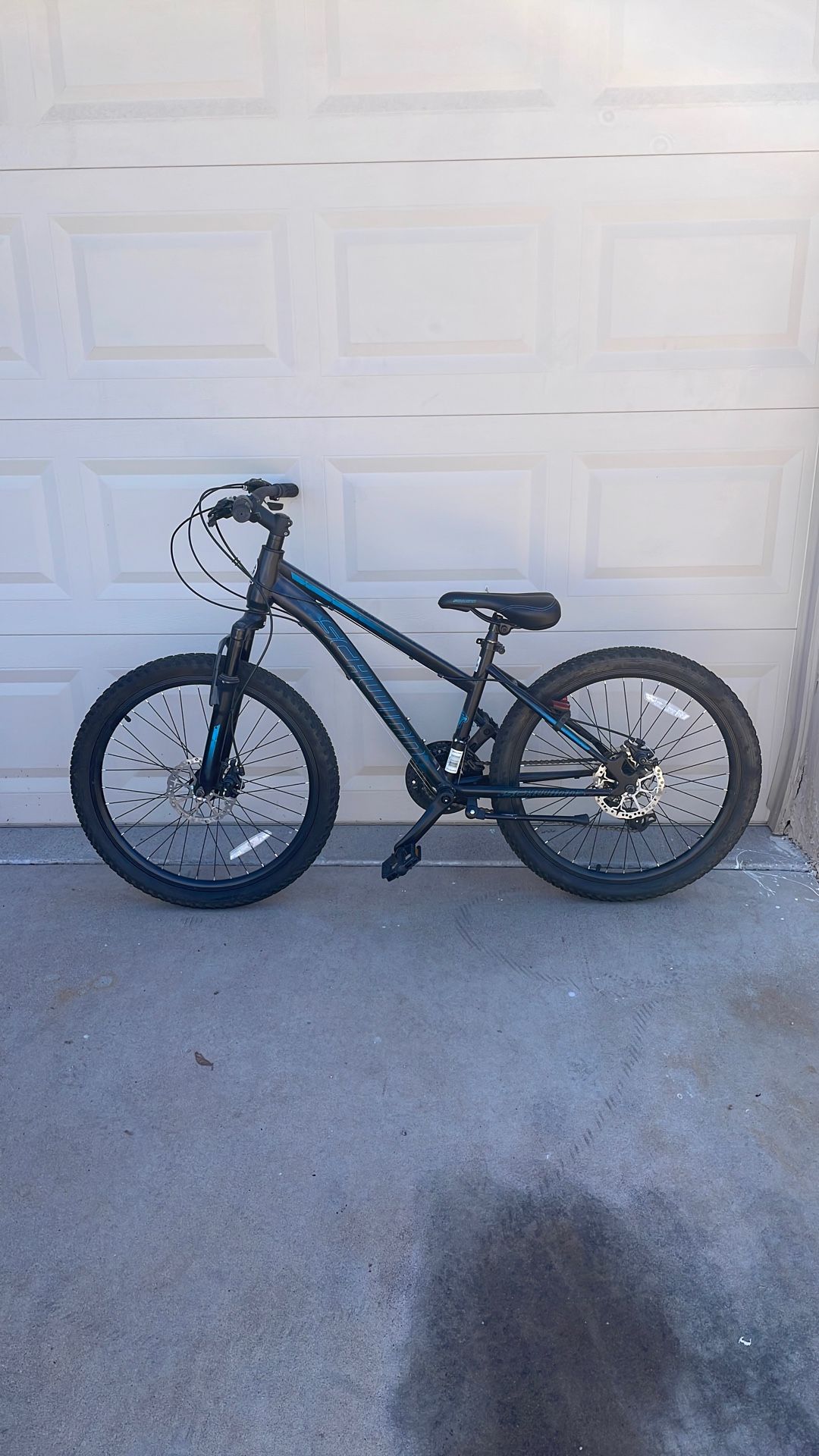 Schwinn Sidewinder 21 Spd. Mountain Bike