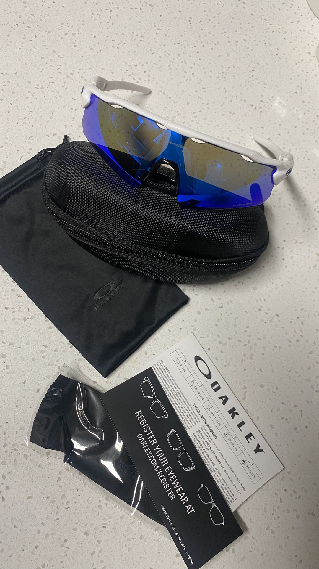 New Oakley’s Prizm Sport Sunglasses With Box