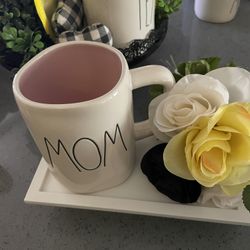 Rae Dunn Mom Mug