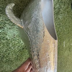 The Silver Aluminum Whale Champagne 74x40x24 Cm is the perfect way to give life to any space.