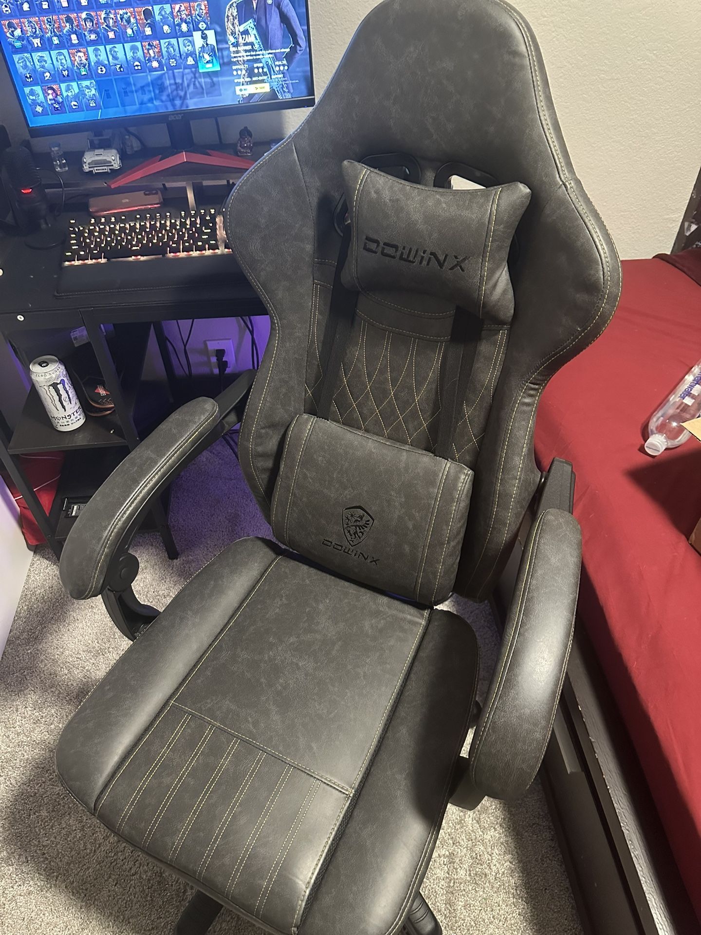 Dowinx Gaming Chair