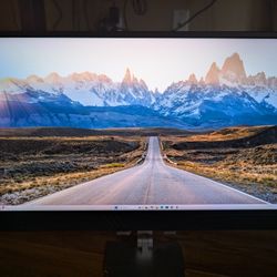 Interhill 4k Uhd  HDR 15.6" Professional Portable USB C  Monitor With Speaker