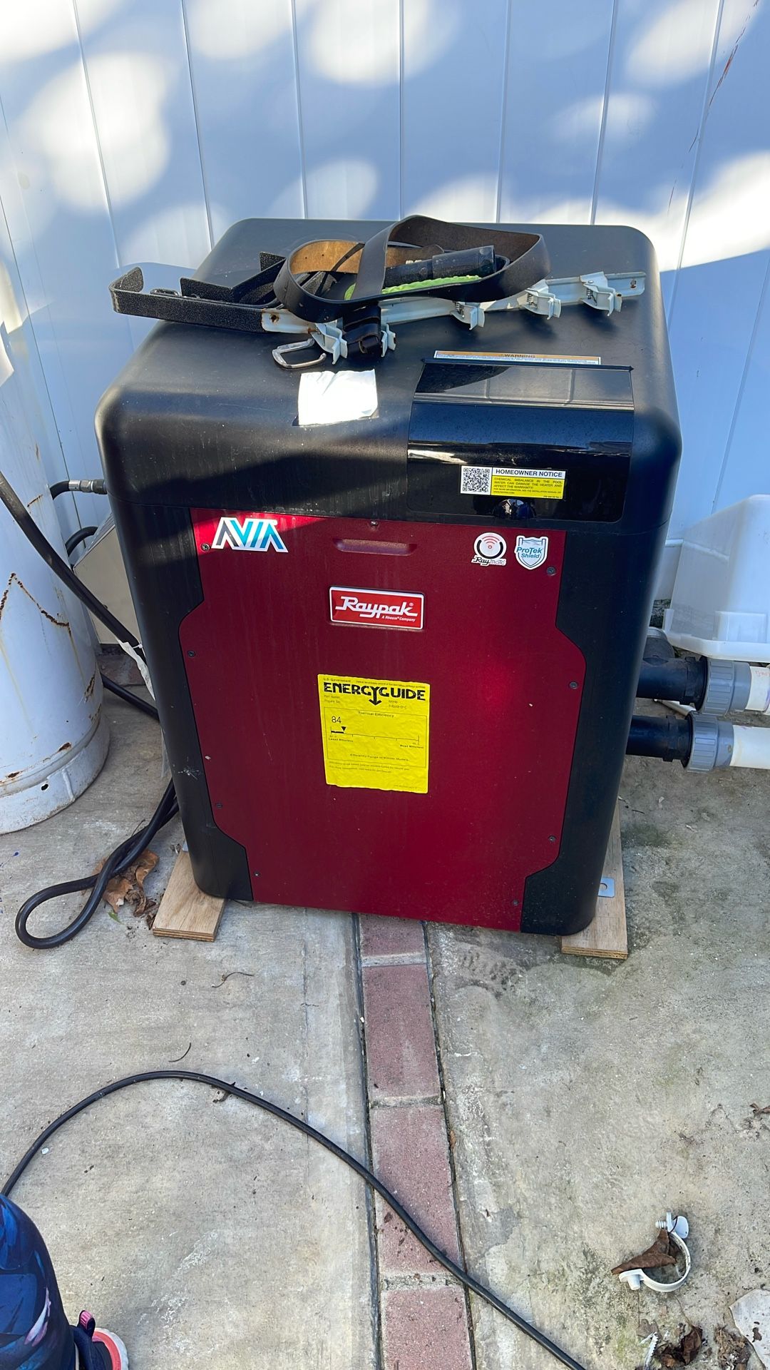 Raypak  Pool Heater Make An offer 