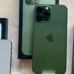 Apple IPhone 13 Pro 128gb  Unlocked, FREE Smartwach/ Headphones. Pay $1 Today Rest in payments. NO CREDIT NEEDED FINANCING