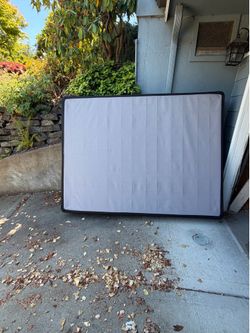 Sealy Queen size box spring