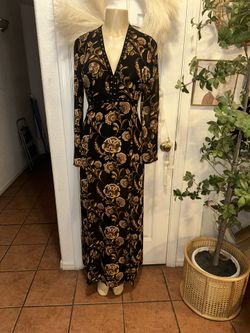 Women’s Dress Size Medium 