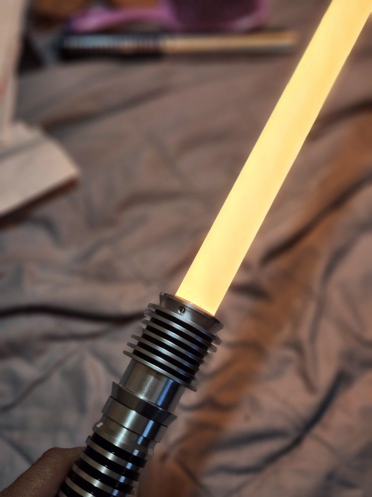 Luminara Proffie Lightsaber