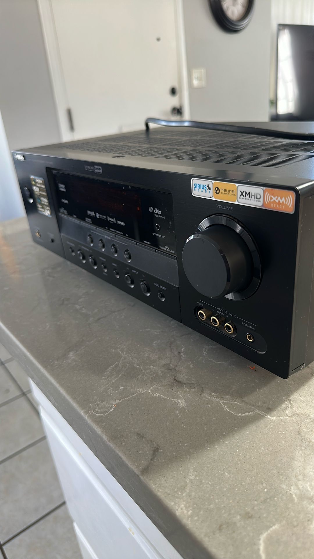 Yamaha RX-V463 Receiver In Good Condition. No Remote