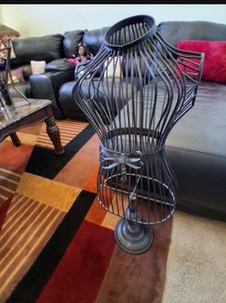 Vintage-Style Black Iron Metal Wire Dress Form Mannequin &  Miniature Mannequin Jewelry Holder Stand