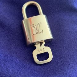 Louis Vuitton #341 Lock & Key - Clean