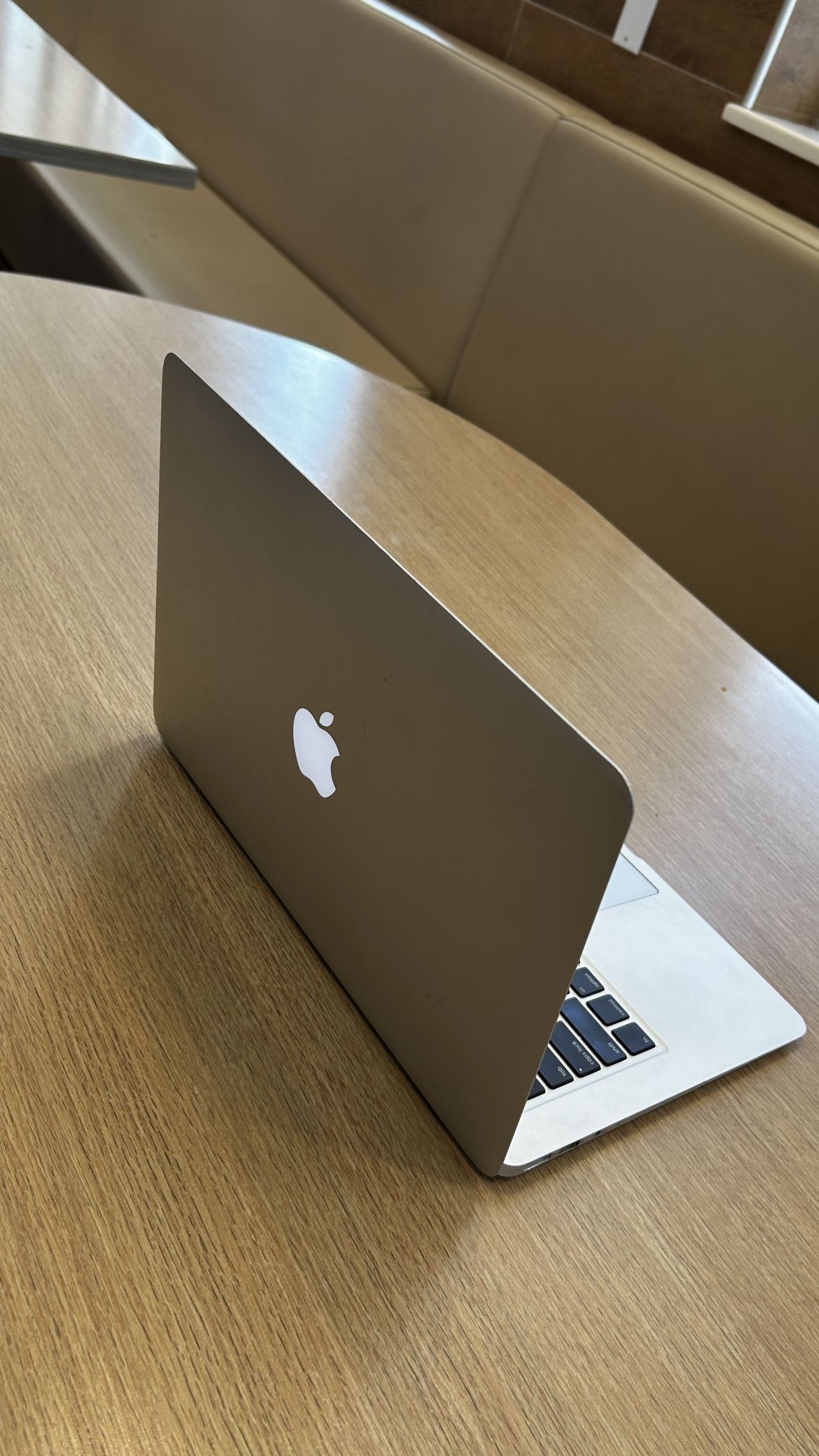 Apple MacBook Air 13” Core i5 processor 4GB RAM 256GB SSD STORAGE