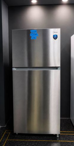 Midea 20.5 cu ft Top-Freezer Refrigerator (Stainless) – Open Box, New