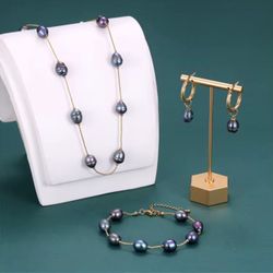 Necklace, Bracelet And earring  Set