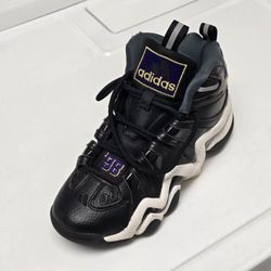 Kobe 98s - Size 3.5y