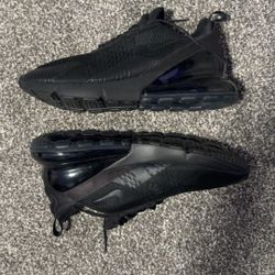 Air Max 270