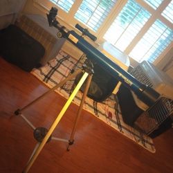 Meade Telescope With Tripod stand