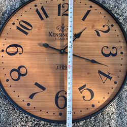 Kensington Station Clock