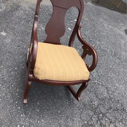 Good condition rocking chair