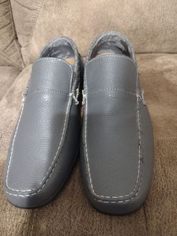Men's Gray Leather Slip-On Loafers