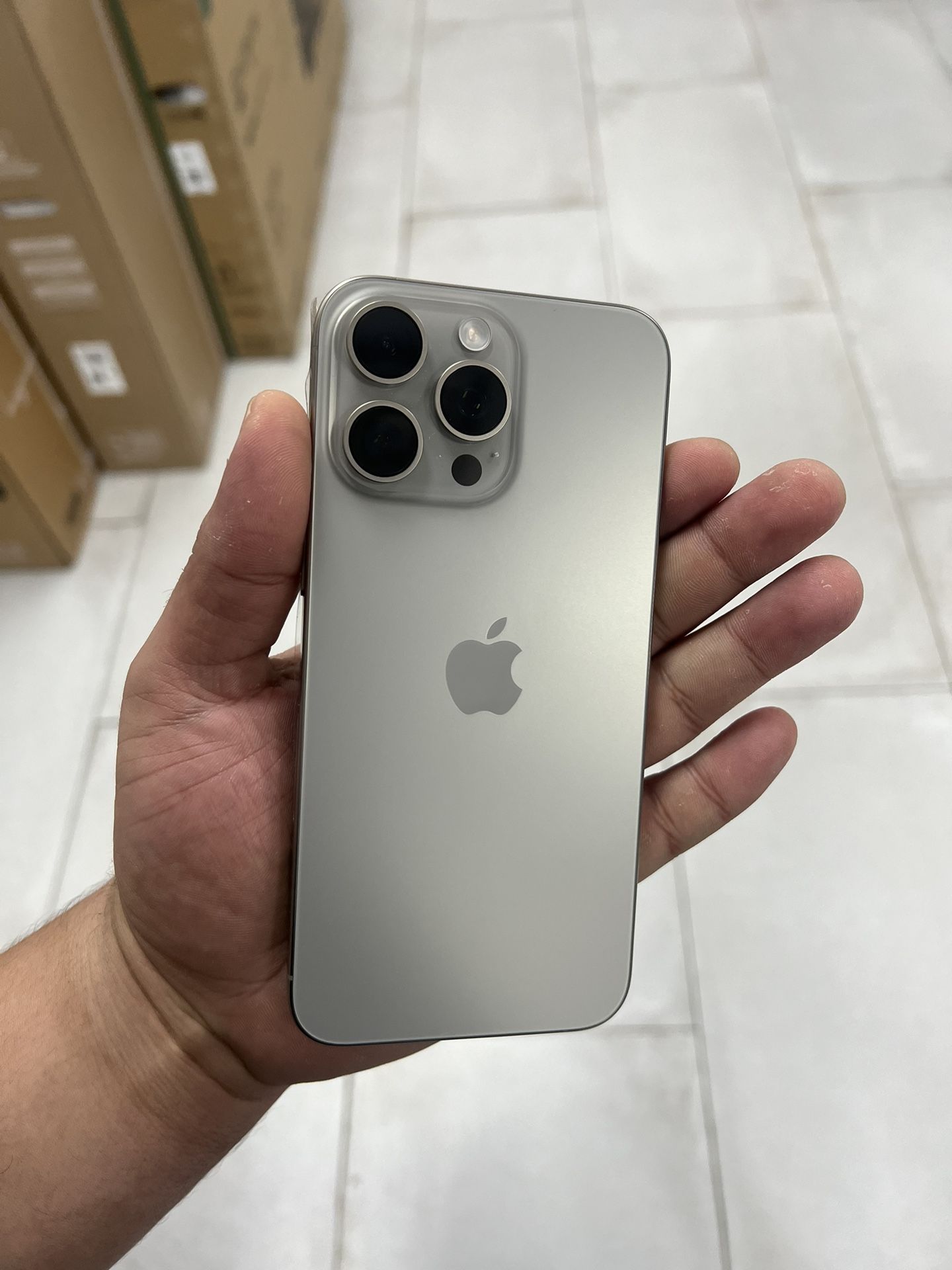 iPhone 15 Pro Max Unlocked 256GB! Finance For $50 Down Payment!!