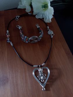 2PC Beautiful Kenyan Heart Necklace Set