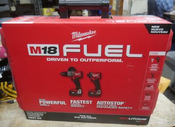 Milwaukee M18 FUEL 18V 2-Tool Drill/Impact Driver Combo Kit - (3697-22) - NEW.