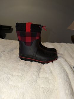 Cat & Jack Kids Red Buffalo Plaid Waterproof Winter Rain Boots Cinch Top Sz 11