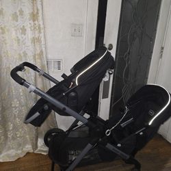 Double Stroller Evenflo Pivot 